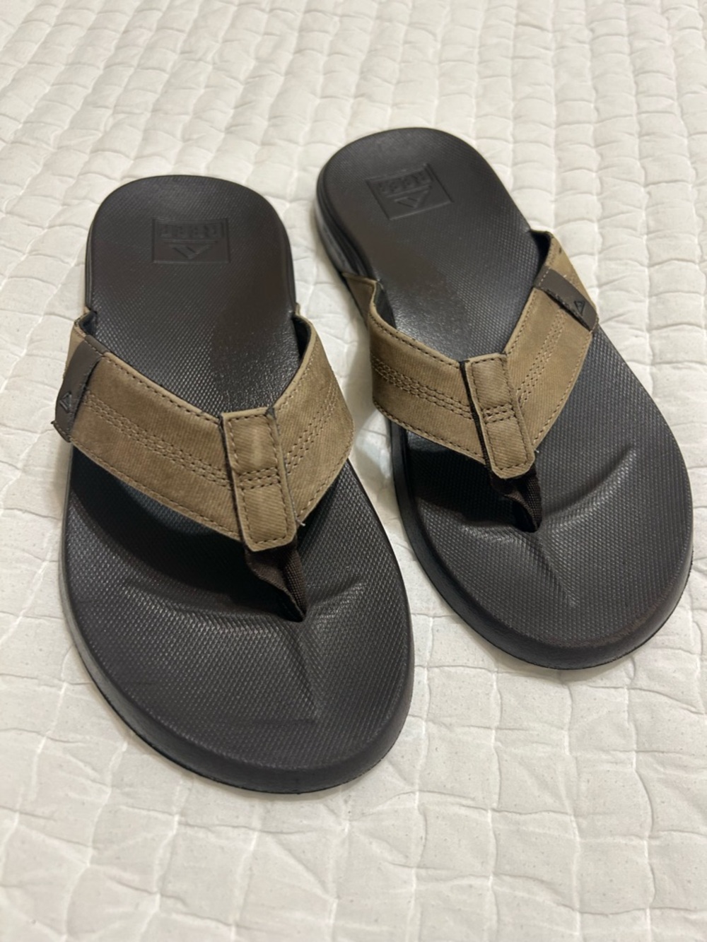 Reef Men's Brown and Black Flip Flop Sandals